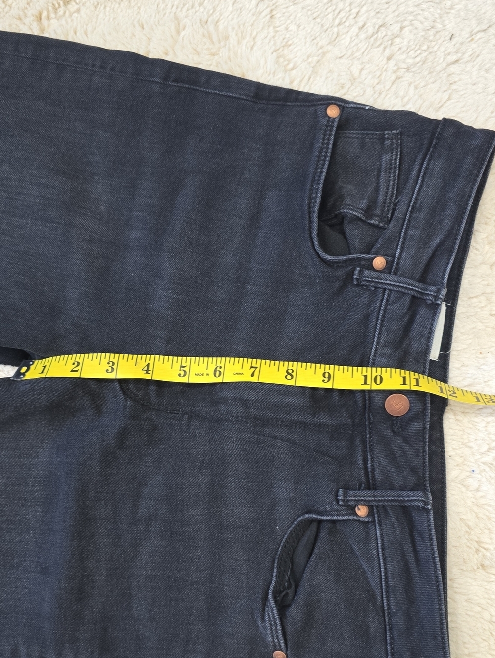 Pilcro Black Wide-Leg High-Rise Jeans - Picture 8 of 8